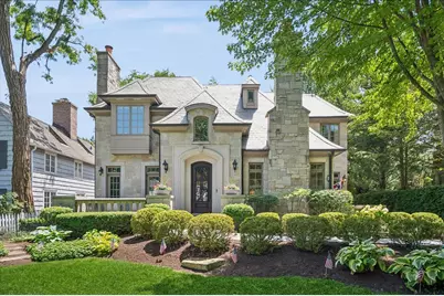 654 Pine Street, Winnetka, IL 60093 - Photo 2