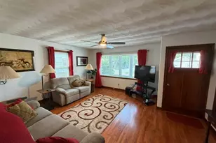 129 Laurel St, Wilmington, IL 60481 - Photo 4