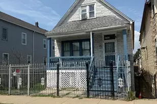 10524 S Ave M, Chicago, IL 60617 - Photo 1