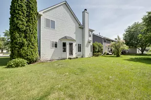 2464 Blue Spruce Ln, Aurora, IL 60502 - Photo 32