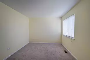 2464 Blue Spruce Ln, Aurora, IL 60502 - Photo 18