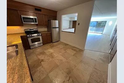 2416 W Foster Avenue #1N, Chicago, IL 60625 - Photo 8