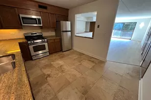 2416 W Foster Ave, Chicago, IL 60625 - Photo 8