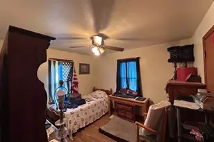1200 S 10th St, Pekin, IL 61554 - Photo 10