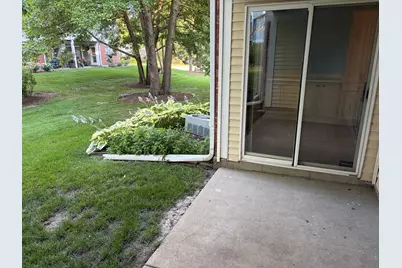 205 Ashbury Lane E #E3, Roselle, IL 60172 - Photo 12