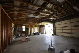 512 E Bronson St, Streator, IL 61364 - Photo 32