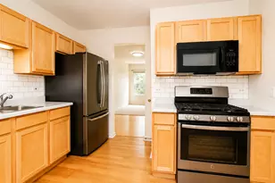 1217 N Village Dr, Round Lake Beach, IL 60073 - Photo 12