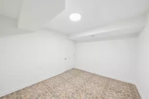 7205 S Lawndale Ave, Chicago, IL 60629 - Photo 32
