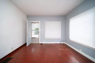 129 E Riverside Blvd, Loves Park, IL 61111 - Photo 4