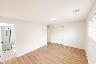 5819 W Higgins Ave, Chicago, IL 60630 - Photo 14