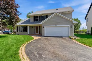 221 Windsor Dr, Bartlett, IL 60103 - Photo 4