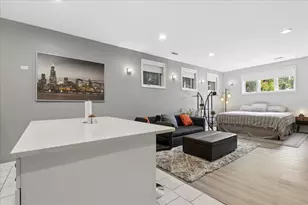712 N Throop St, Chicago, IL 60642 - Photo 8