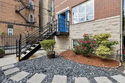 712 N Throop Street, Chicago, IL 60642 - Photo 2