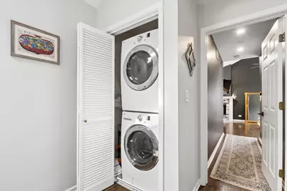712 N Throop Street, Chicago, IL 60642 - Photo 14