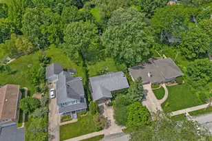 308 Sheldon Ave, Downers Grove, IL 60515 - Photo 2