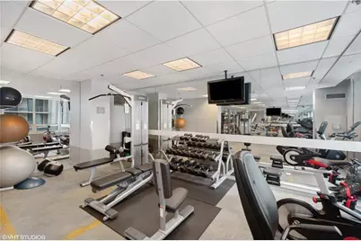 33 W Ontario Street #16I, Chicago, IL 60654 - Photo 6