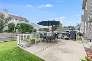 6006 Breezeland Ct, Carpentersville, IL 60110 - Photo 30
