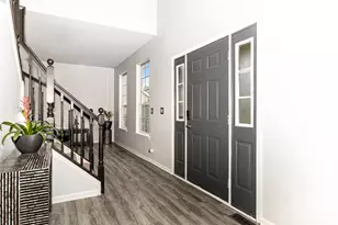 6006 Breezeland Ct, Carpentersville, IL 60110 - Photo 2