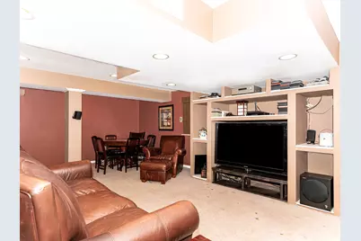 6006 Breezeland Court, Carpentersville, IL 60110 - Photo 24
