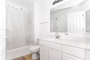 6006 Breezeland Ct, Carpentersville, IL 60110 - Photo 20