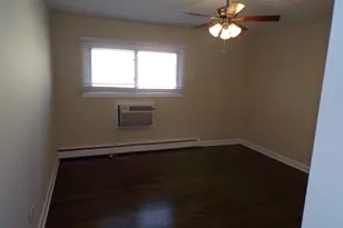 8860 N Western Ave, Des Plaines, IL 60016 - Photo 20