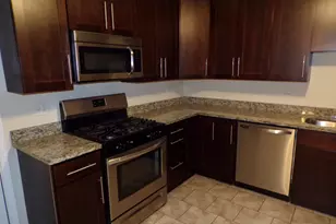 8860 N Western Ave, Des Plaines, IL 60016 - Photo 10