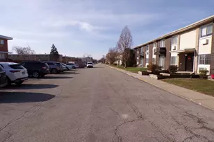 8860 N Western Ave, Des Plaines, IL 60016 - Photo 2