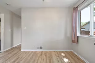 33191 N Sunset Ave, Grayslake, IL 60030 - Photo 12