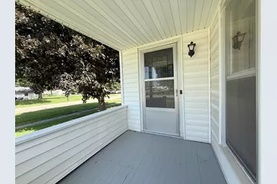 211 E 4th Avenue, Woodhull, IL 61490 - Photo 4