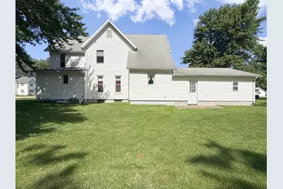 211 E 4th Avenue, Woodhull, IL 61490 - Photo 2