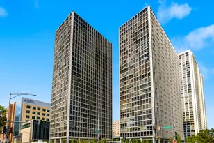340 W Diversey Pkwy, Chicago, IL 60657 - Photo 1