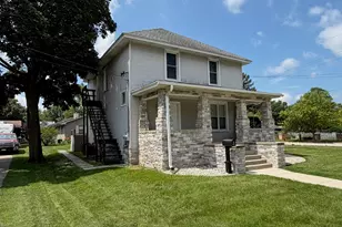 705 E Grant Hwy, Marengo, IL 60152 - Photo 2