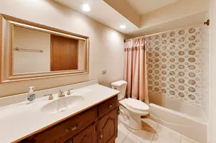 16W671 Fern St, Willowbrook, IL 60527 - Photo 24