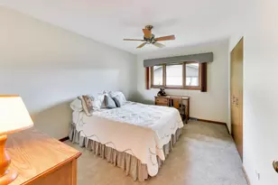 16W671 Fern St, Willowbrook, IL 60527 - Photo 20