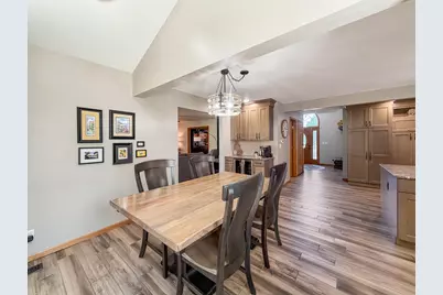 3005 Countryside Lane, Freeport, IL 61032 - Photo 14