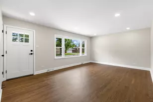 22548 Ridgeway Ave, Richton Park, IL 60471 - Photo 6