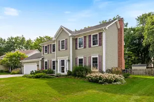 1628 Trent Ave, Naperville, IL 60563 - Photo 2