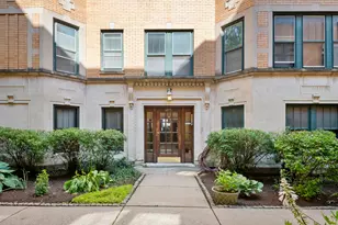 1215 W Granville Ave, Chicago, IL 60660 - Photo 2