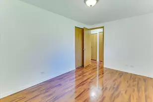 1434 Millbrook Ct, Schaumburg, IL 60193 - Photo 16