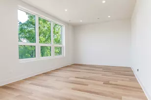 224 S Ashland Ave, Chicago, IL 60607 - Photo 8