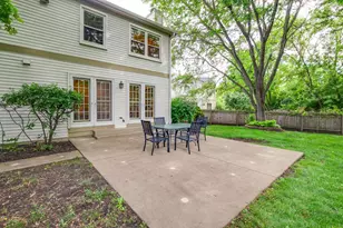 232 Stanton Ct W, Buffalo Grove, IL 60089 - Photo 30