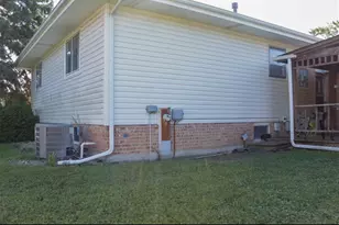 4100 176th Pl, Country Club Hills, IL 60478 - Photo 14