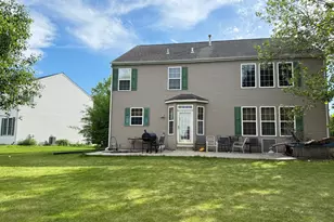 2023 Crosswind Dr, Plainfield, IL 60586 - Photo 32