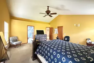 2023 Crosswind Dr, Plainfield, IL 60586 - Photo 16