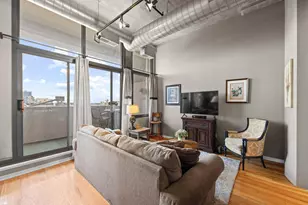 [Address not provided], Chicago, IL 60610 - Photo 4