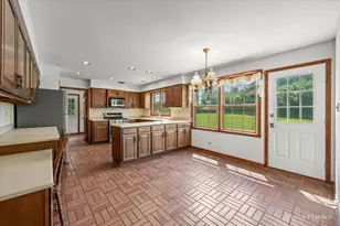 22W251 Sunset Terrace, Medinah, IL 60157 - Photo 14