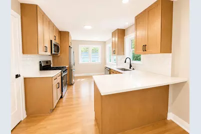 307 N Fairview Avenue N, Mount Prospect, IL 60056 - Photo 12
