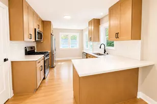 307 N Fairview Ave N, Mount Prospect, IL 60056 - Photo 12