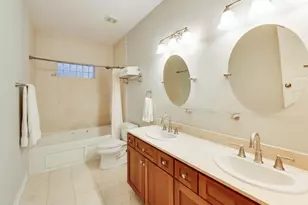 1355 W Fillmore St, Chicago, IL 60607 - Photo 18