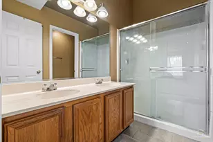 275 Arlington Ct, Carol Stream, IL 60188 - Photo 20
